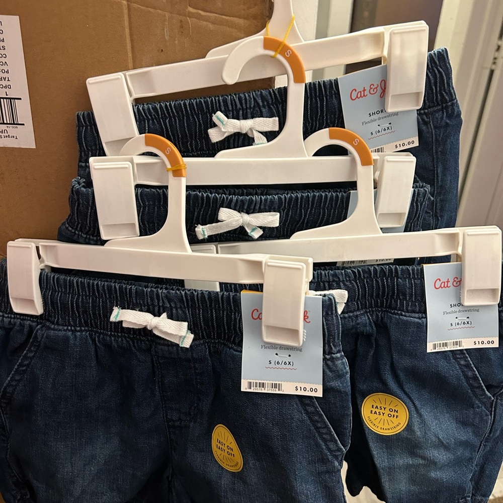 4 pair of size 6/6x jean shorts new with tags